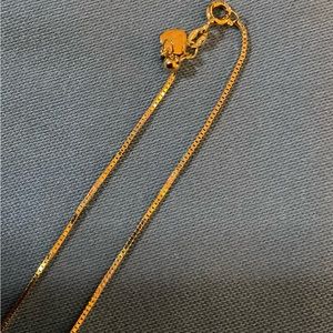 14KT gold box chain, 20” weights 4.9 g, adjustable pull through ball clasp.